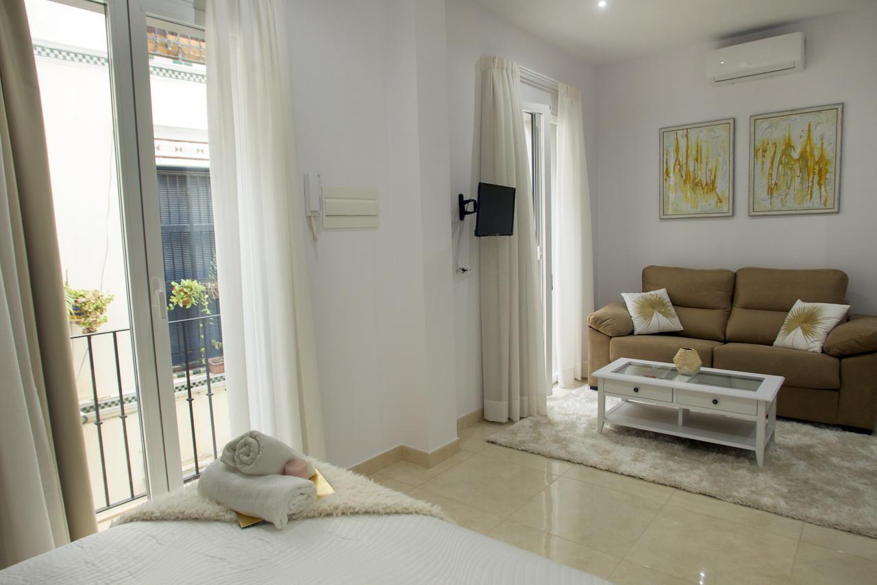 Panther Home Luxury Dreams Sevilla Екстериор снимка