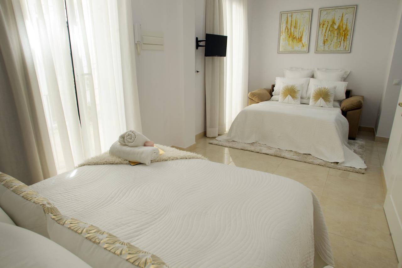 Panther Home Luxury Dreams Sevilla Екстериор снимка