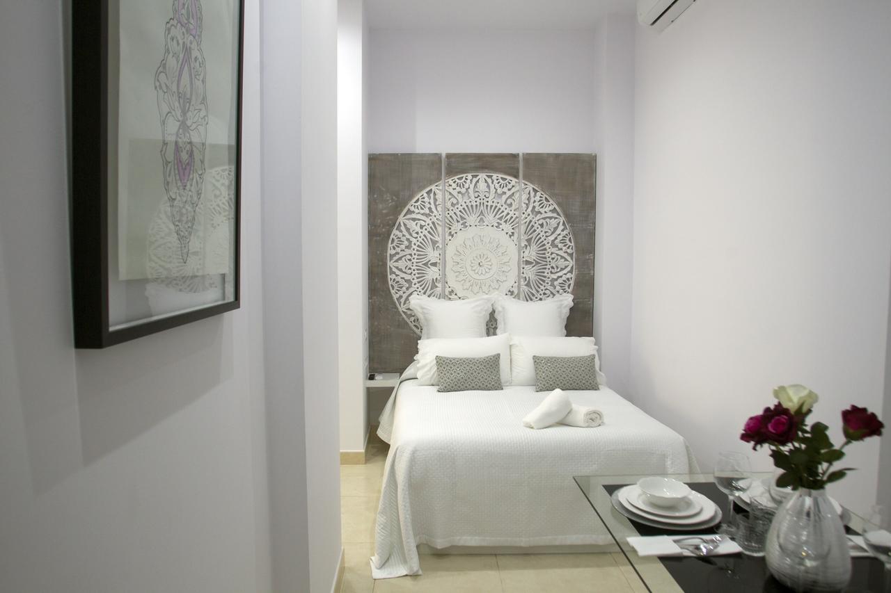 Panther Home Luxury Dreams Sevilla Екстериор снимка