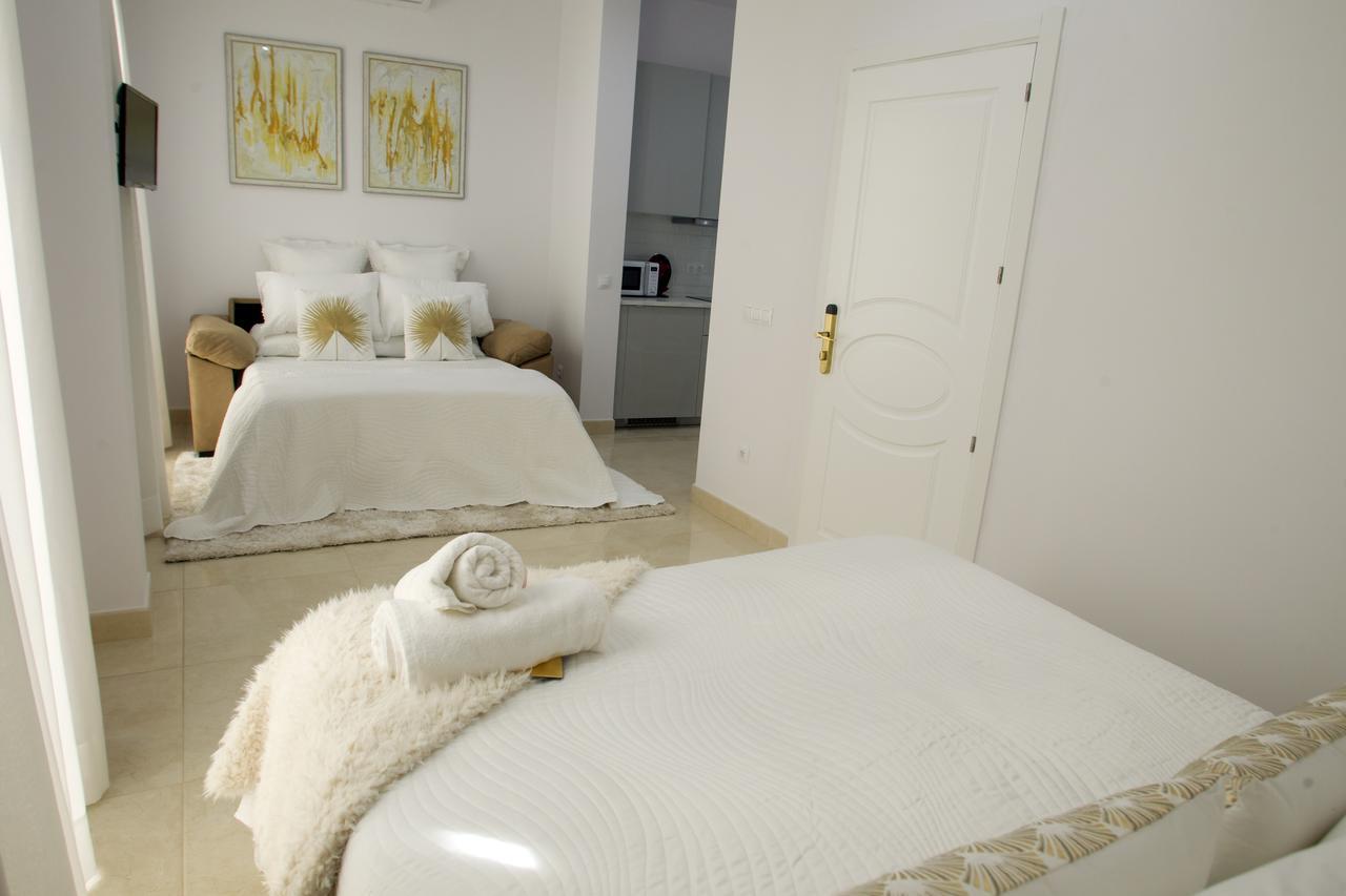 Panther Home Luxury Dreams Sevilla Екстериор снимка