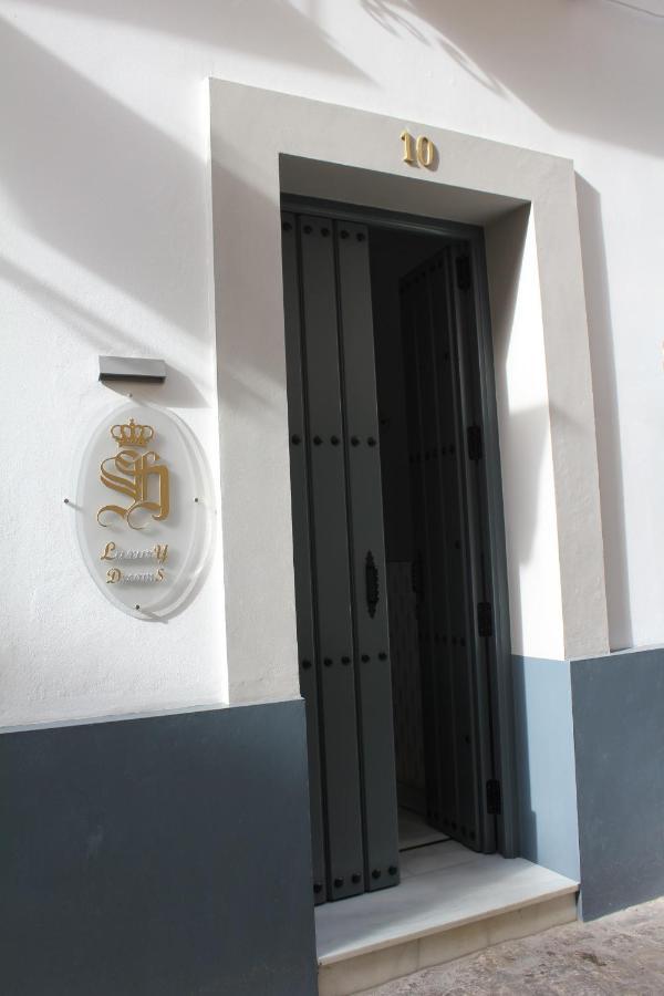 Panther Home Luxury Dreams Sevilla Екстериор снимка